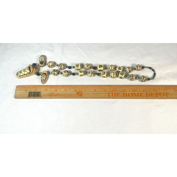 Madi Clark Native American Beaded Clay Necklace Baby Cradleboard - Picture 7 of 7